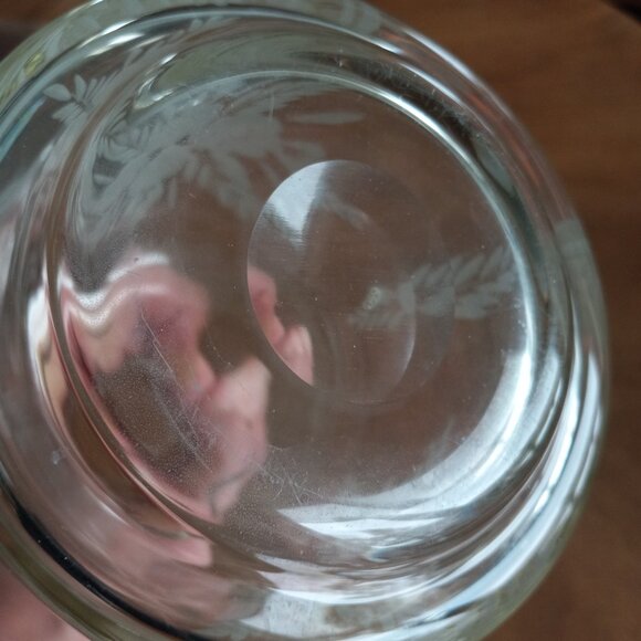 Vintage Antique Clear Etched Glass Crystal Decanter Floral - Picture 12 of 12